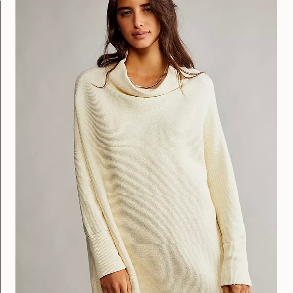 ✨Free People Ottoman Slouchy Tunic - Ivory XS✨ - Picture 2 of 5